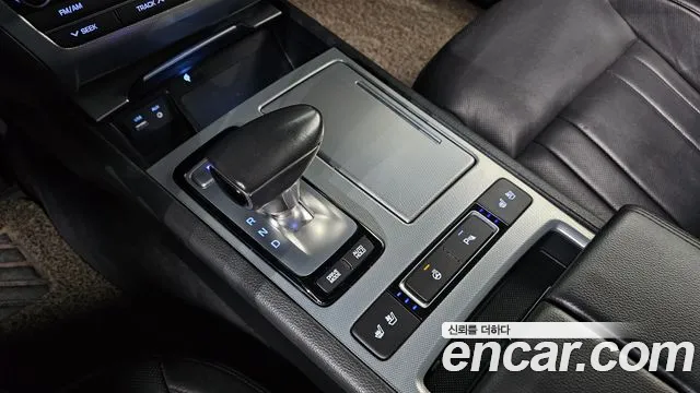 Genesis G80 2016 thumb 5