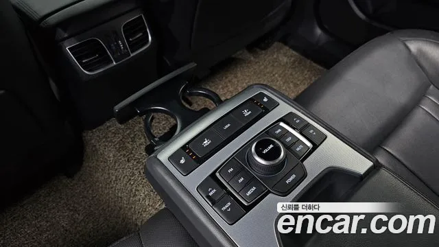 Genesis G80 2016 thumb 11
