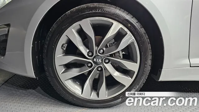 Kia K5 2014 thumb 4