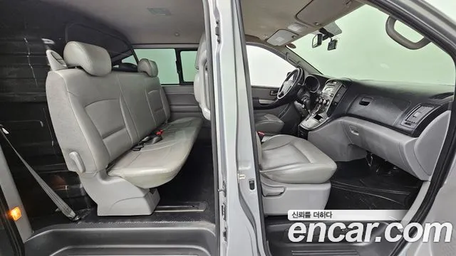 Hyundai Staria 2015 thumb 10