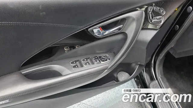 Hyundai Grandeur 2015 thumb 8