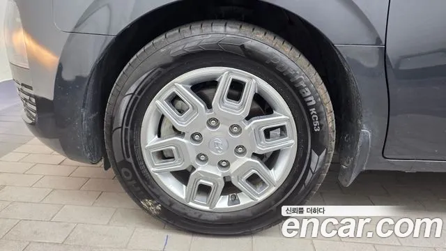 Hyundai Staria 2021 thumb 7