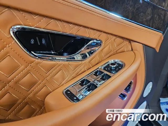 Bentley Continental 2023 thumb 8