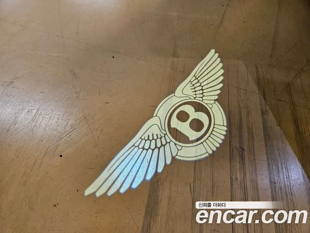 Bentley Continental 2023 thumb 3