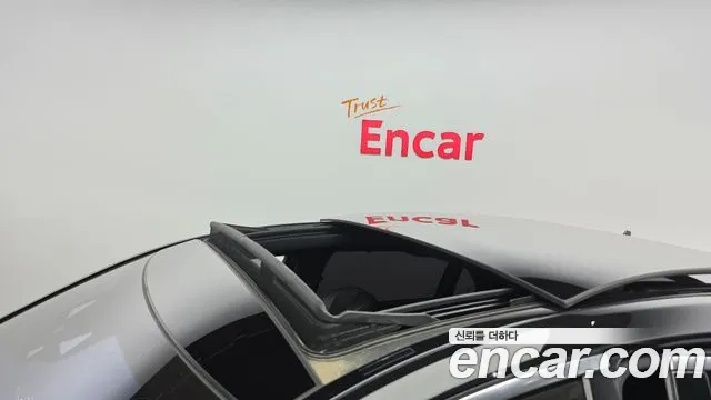 Mercedes-Benz S-Class 2018 thumb 12