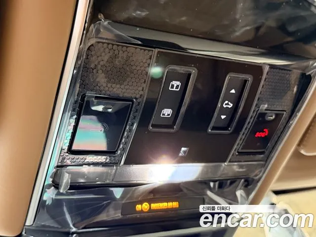 Land Rover Range Rover 2026 thumb 7