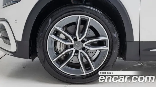 Mercedes-Benz GLB 2025 thumb 9