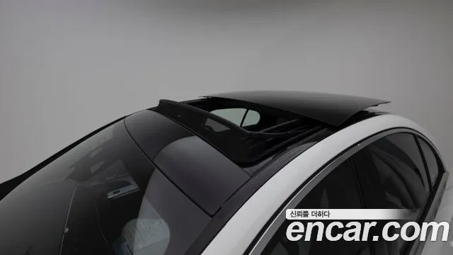 Mercedes-Benz E-Class 2025 thumb 7