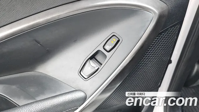 Hyundai Santafe 2016 thumb 7