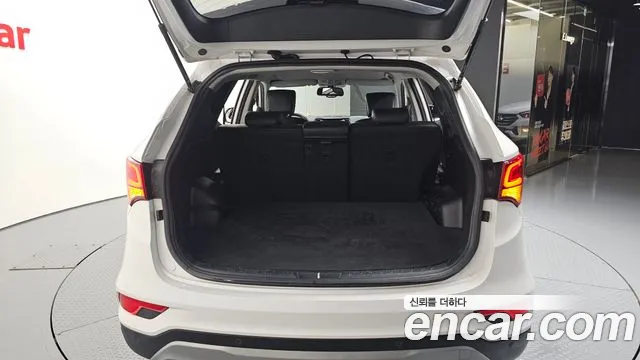 Hyundai Santafe 2016 thumb 12