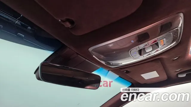 Genesis G90 2022 thumb 12