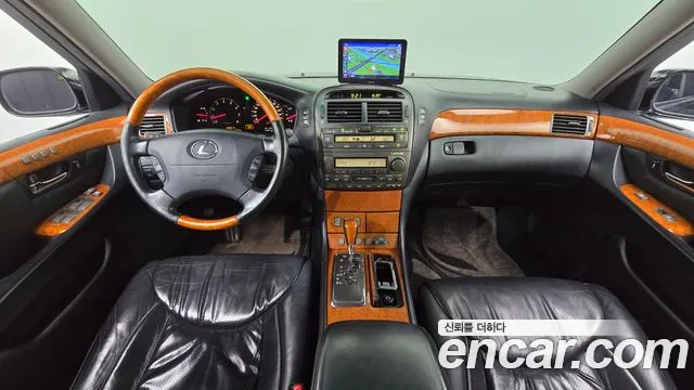 Lexus LS 2003 thumb 11