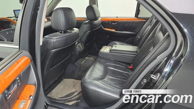 Lexus LS 2003 thumb 7