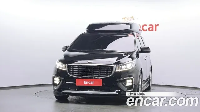 Kia Carnival 2019 thumb 5