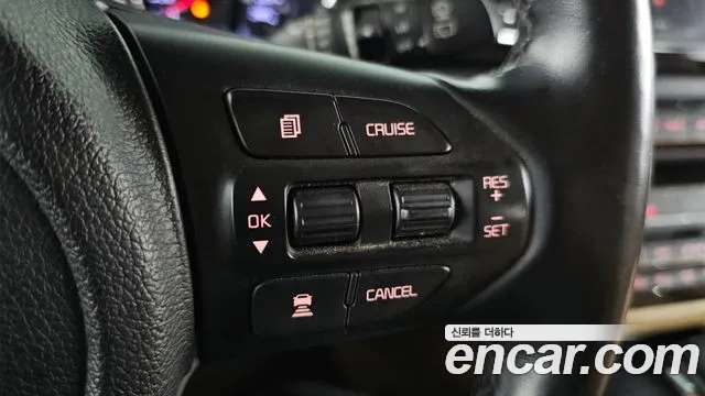 Kia Carnival 2019 thumb 12