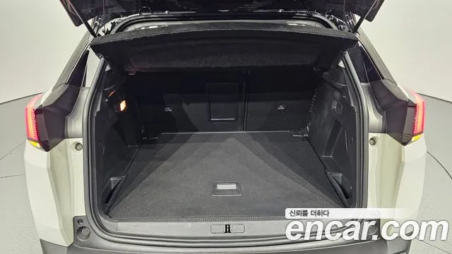 Peugeot 3008 2020 thumb 2