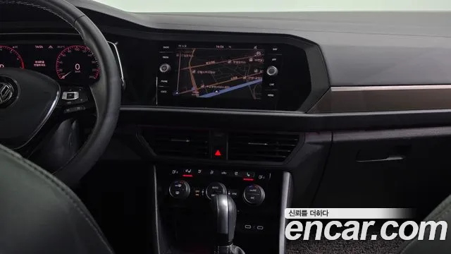 Volkswagen Jetta 2021 thumb 10
