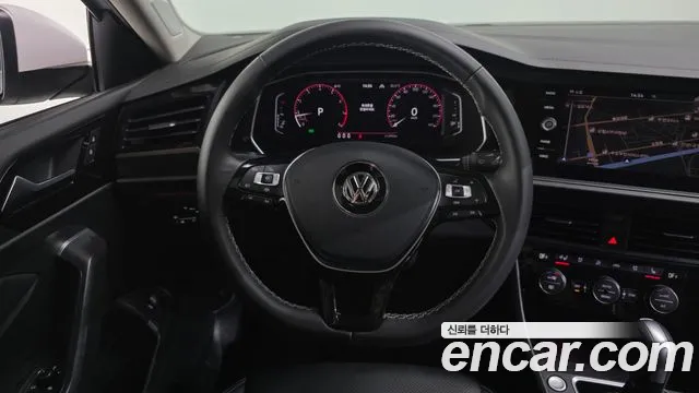 Volkswagen Jetta 2021 thumb 4