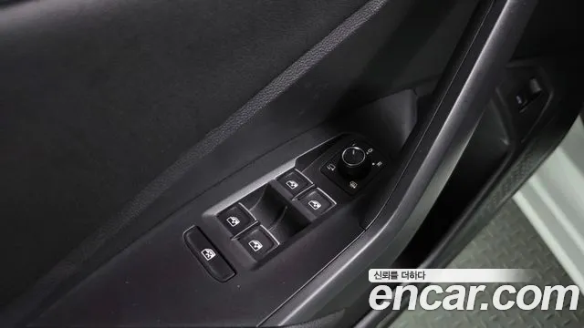 Volkswagen Jetta 2021 thumb 8