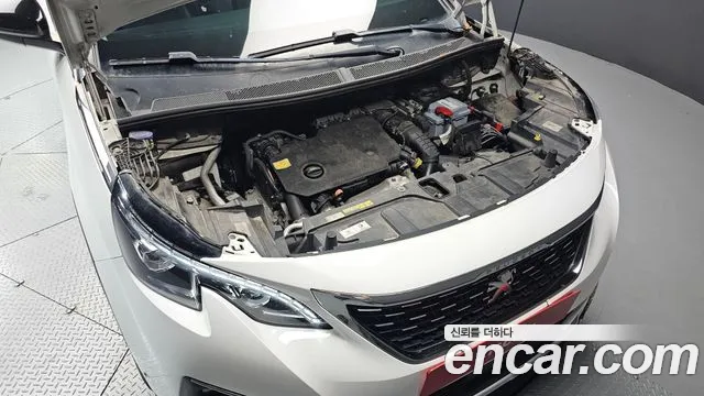Peugeot 3008 2019 thumb 8