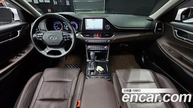 Hyundai Grandeur 2017 thumb 5