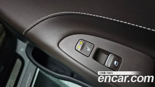 Hyundai Grandeur 2017 thumb 4