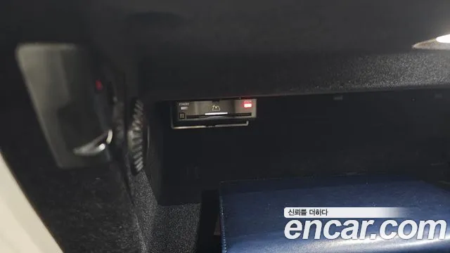 Mercedes-Benz S-Class 2022 thumb 12
