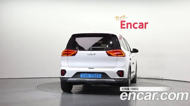 Kia Niro Plus 2023 thumb 9