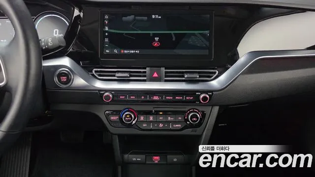 Kia Niro Plus 2023 thumb 12