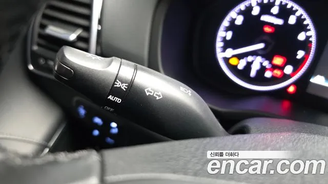 Hyundai Grandeur 2017 thumb 8