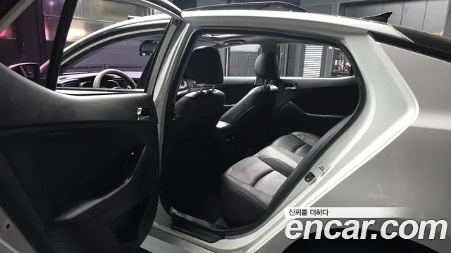 Kia K5 2013 thumb 7