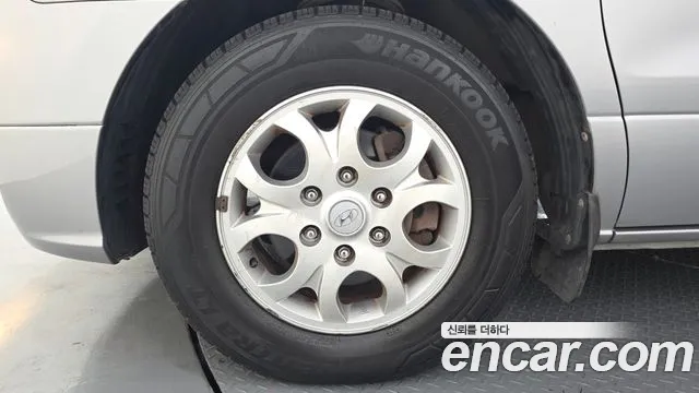 Hyundai Staria 2012 thumb 6