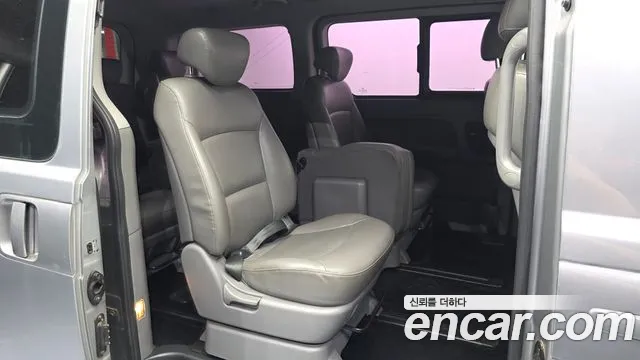 Hyundai Staria 2012 thumb 7