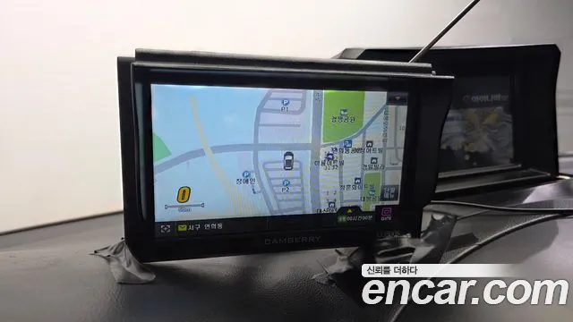 Hyundai Staria 2012 thumb 9