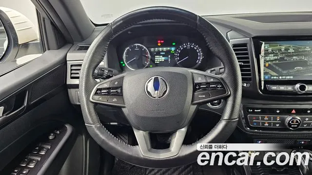 KGM Rexton 2019 thumb 10