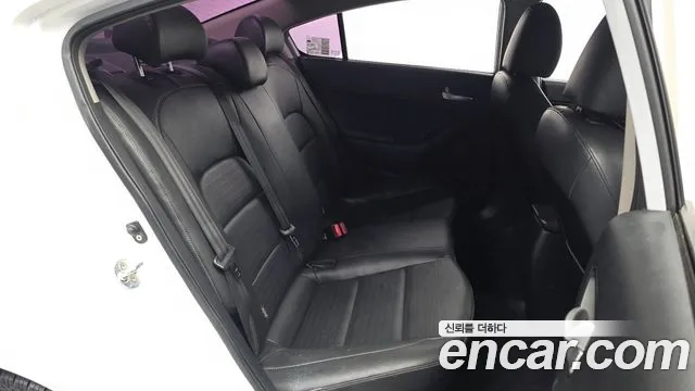 Kia K3 2016 thumb 6
