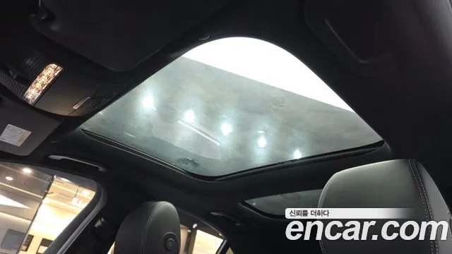 Mercedes-Benz E-Class 2023 thumb 2