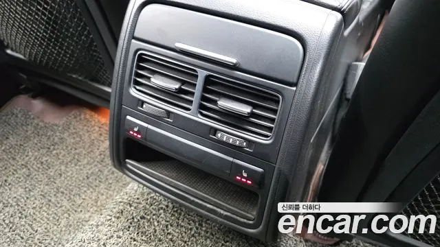 Volkswagen Touareg 2015 thumb 10