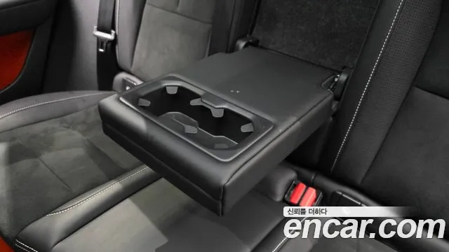 Volvo XC40 2020 thumb 11