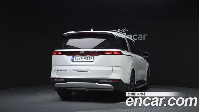 Kia Carnival 2020 thumb 6