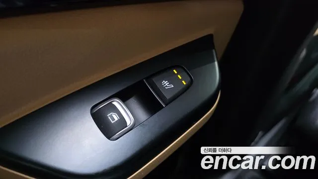 Kia Carnival 2020 thumb 5