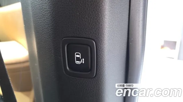 Kia Carnival 2020 thumb 10