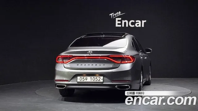 Hyundai Grandeur 2017 thumb 10
