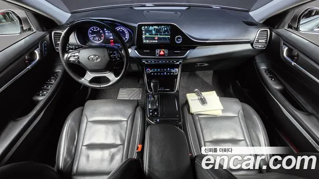 Hyundai Grandeur 2017 thumb 3