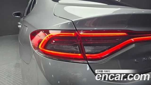 Hyundai Grandeur 2017 thumb 4