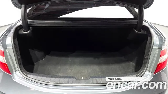 Hyundai Grandeur 2015 thumb 10