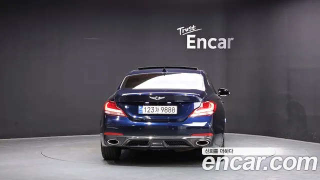 Genesis G70 2019 thumb 5
