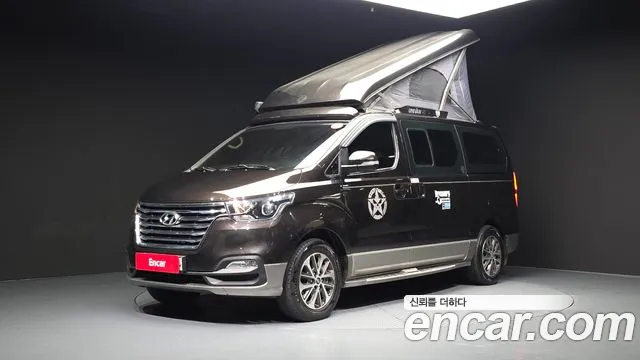 Hyundai Staria 2018 thumb 5