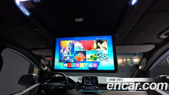 Hyundai Staria 2018 thumb 11