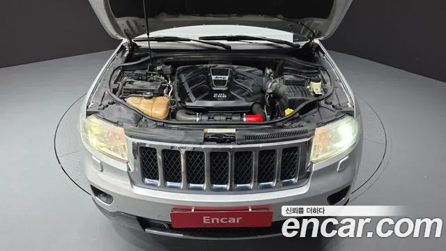 Jeep Grand Cherokee 2013 thumb 2
